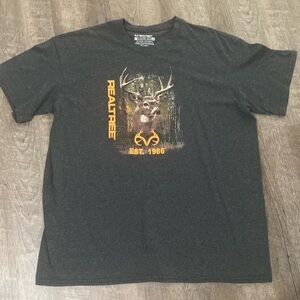 Realtree Hunting T-shirt.